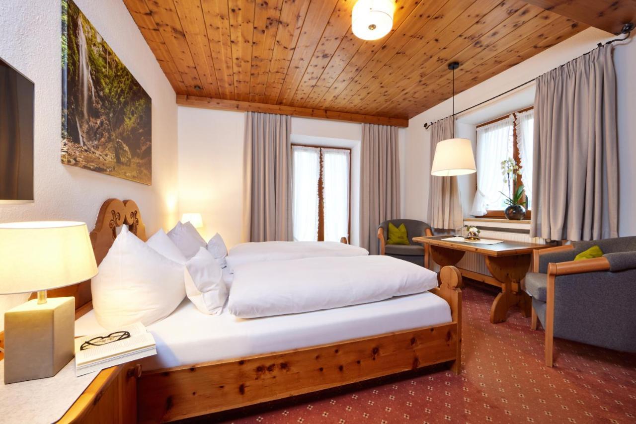 Gastehaus Sonnenheim Hotel Mittenwald Eksteriør billede